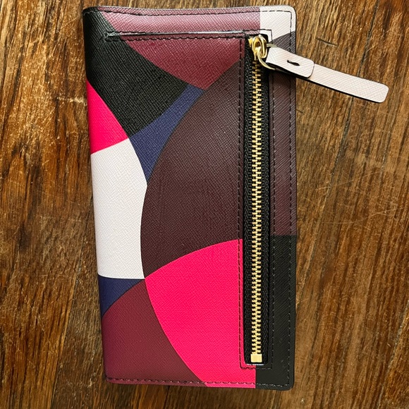 KATE SPADE Darcy Large Billfold Wallet; Laurel Way Geo Spotlight - Picture 3 of 3